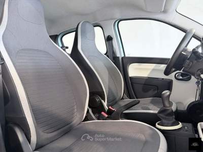 Renault Twingo  1.0 SCe Live usata San Giuseppe Vesuviano