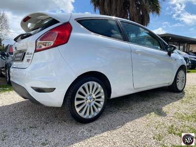 Ford Fiesta  1.0 80 CV 3p. Titanium Bianco usata Latina