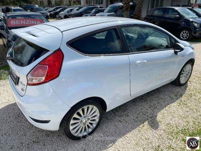 Ford Fiesta  1.0 80 CV 3p. Titanium Bianco usata Latina