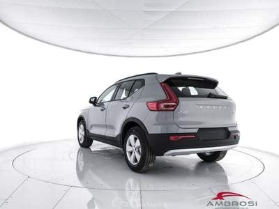Volvo XC40 B3 Mild hybrid Benzina Essential Grigio usata Corciano