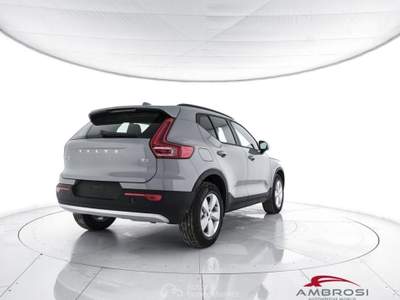 Volvo XC40 B3 Mild hybrid Benzina Essential Grigio usata Corciano