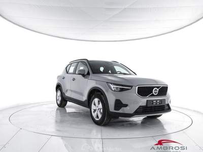 Volvo XC40 B3 Mild hybrid Benzina Essential Grigio usata Corciano