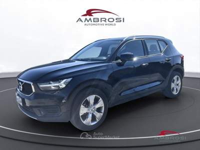 Volvo XC40 T2 Geartronic Momentum Pro Nero usata Corciano