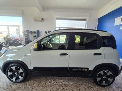 Fiat Panda 1.0 FireFly S&S Hybrid Pandina Bianco usata Brolo