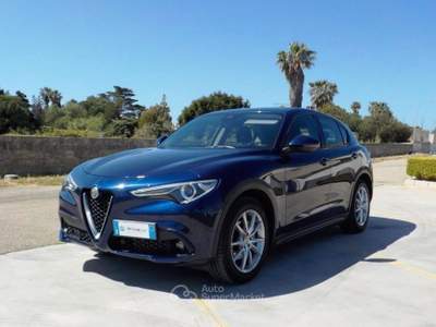 Alfa Romeo Stelvio 2.2 Turbodiesel 190 CV AT8 Q4 Business Blu/Azzurro usata Gallipoli