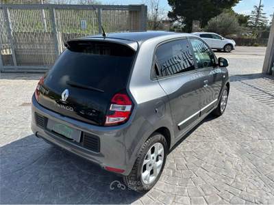 Renault Twingo LIMITED Grigio usata Altamura