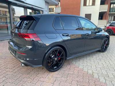 Volkswagen Golf 8 2.0 MANUALE 19''Estoril'-Navi-Harman Kardon*UNIC Grigio usata Boves