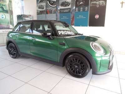 MINI Cooper 1.5 Cooper Essential 5 porte Verde usata Venezia