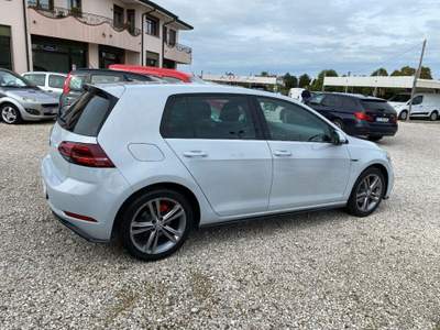 Volkswagen Golf 1.6 TDI 115cv 5p. R-LINE Grigio usata Ponte di Piave