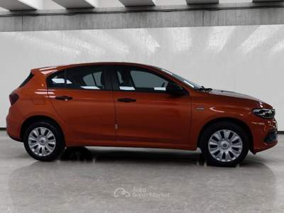 Fiat Tipo 1.5 Hybrid DCT 5 porte Arancione usata Fossano