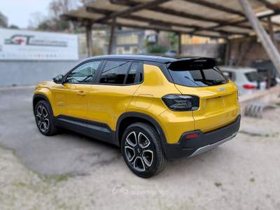 Jeep Avenger 100cv Summit Oro usata Ischia