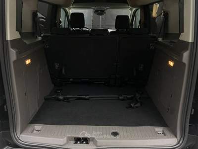 Ford Tourneo Connect Combi Trend 1.5 Ecoblue Nero usata Bianzone