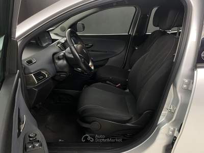 Lancia Ypsilon 1.0 Firefly Hybrid Gold S&S 70cv Argento usata Bianzone