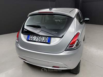 Lancia Ypsilon 1.0 Firefly Hybrid Gold S&S 70cv Argento usata Bianzone