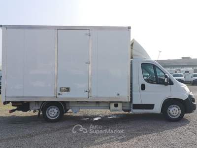 Opel Movano 35 L2 2.2 Bluehdi 140cv Furgone con pedana idraulica Bianco usata Reggio nell'Emilia