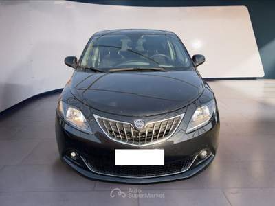 Lancia Ypsilon III 2021 1.0 firefly hybrid Gold s&s 70cv 5p.ti Nero usata Torino