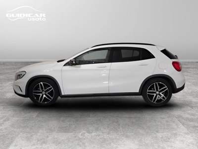 Mercedes-Benz GLA 220 D Sport 4Matic 7G-DCT Bianco usata Lucca
