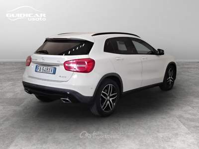 Mercedes-Benz GLA 220 D Sport 4Matic 7G-DCT Bianco usata Lucca