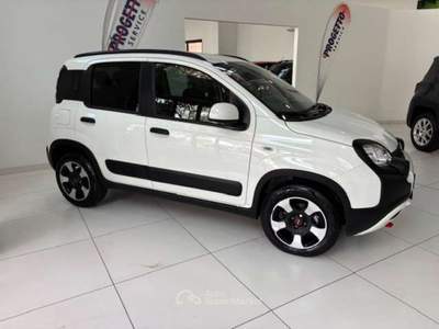 Fiat Panda Panda III 2021 Cross 1.0 firefly hybrid Cross s Bianco usata Torino