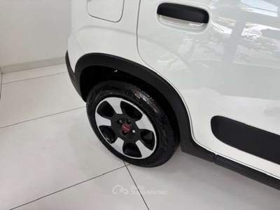 Fiat Panda Panda III 2021 Cross 1.0 firefly hybrid Cross s Bianco usata Torino