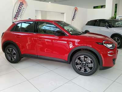 Fiat 600 600 1.2 hybrid Icon 145cv auto Rosso usata Torino