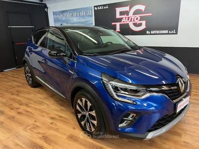 Renault Captur Auto Elettrica / Diesel in perfette condizioni pari al nuovo Blu/Azzurro usata Cesano Maderno