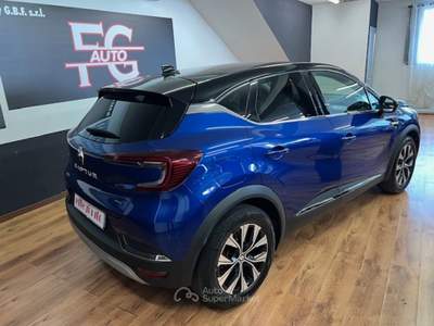 Renault Captur Auto Elettrica / Diesel in perfette condizioni pari al nuovo Blu/Azzurro usata Cesano Maderno