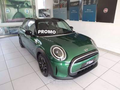 MINI Cooper 1.5 Cooper Essential 5 porte Verde usata Venezia
