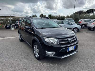 Dacia Sandero Sandero STEPWAY 2013 0.9 tce benz 90cv s&s 2016 Nero usata Latina