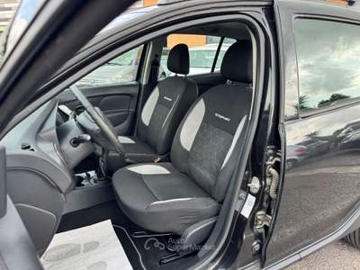 Dacia Sandero Sandero STEPWAY 2013 0.9 tce benz 90cv s&s 2016 Nero usata Latina