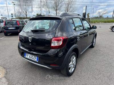 Dacia Sandero Sandero STEPWAY 2013 0.9 tce benz 90cv s&s 2016 Nero usata Latina