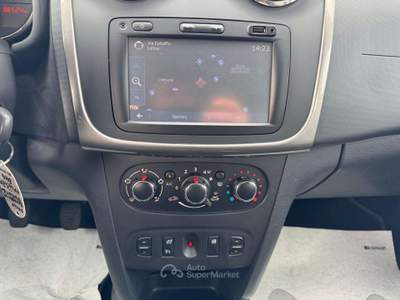 Dacia Sandero Sandero STEPWAY 2013 0.9 tce benz 90cv s&s 2016 Nero usata Latina