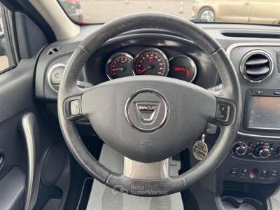 Dacia Sandero Sandero STEPWAY 2013 0.9 tce benz 90cv s&s 2016 Nero usata Latina