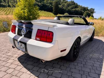 Ford Mustang 4.0 v6 Cabriolet Bianco usata San Miniato