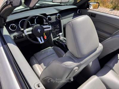 Ford Mustang 4.0 v6 Cabriolet Bianco usata San Miniato