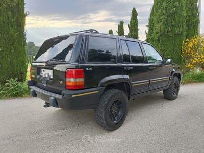 Jeep Grand Cherokee 5.2 V8 Limited GPL Nero usata San Miniato