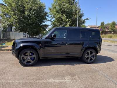 Land Rover Defender 110 5.0 V8 525 CV AWD Auto IVA ESPOSTA FATTURABILE Nero usata San Miniato
