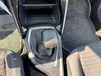 Peugeot 2008 PureTech 100 S&S Allure Arancione usata San Miniato