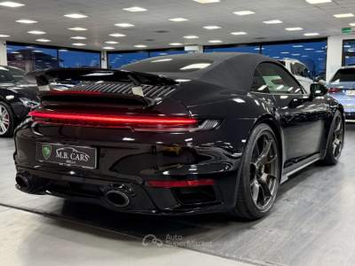 Porsche 911 911 Carrera 992 Cabrio 3.7 Turbo S ++MANUFAKTUR++ Nero usata Gaglianico