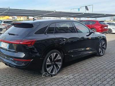 Audi Q8 Q8 e-tron e-tron 50 S line edition quattro 340CV Nero usata Liscate