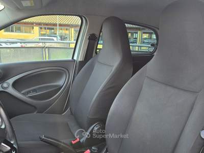 Smart ForFour 1.0 YOUNGSTER GPL BRC SCAD 2031 71 CV NEOPATENTAT Bianco usata Roma