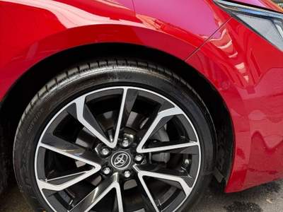 Toyota Corolla Lounge Rosso usata Bari