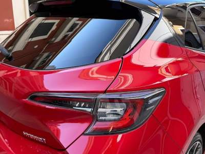 Toyota Corolla Lounge Rosso usata Bari