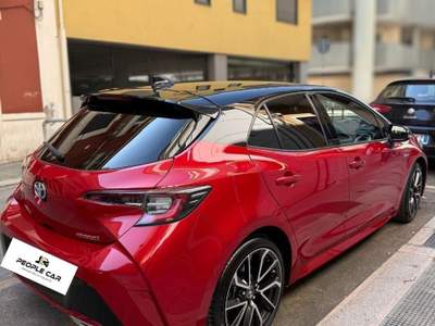 Toyota Corolla Lounge Rosso usata Bari