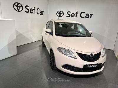 Lancia Ypsilon Ypsilon 1.2 Gold ecochic Gpl 69cv Beige usata Milano