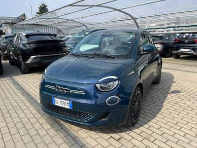 Fiat 500 500e ICON 42 kwh Verde usata Milano
