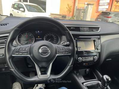 Nissan Qashqai Qashqai 1.5 dci Tekna+ 110 cv Bianco usata Sassano