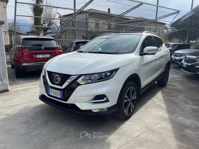 Nissan Qashqai Qashqai 1.5 dci Tekna+ 110 cv Bianco usata Sassano