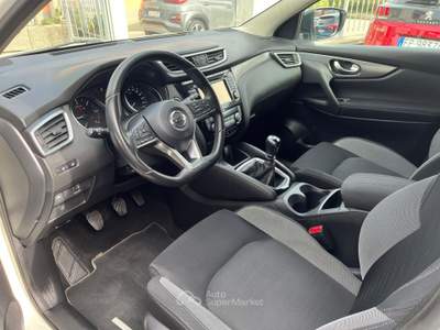 Nissan Qashqai Qashqai 1.5 dci Tekna+ 110 cv Bianco usata Sassano