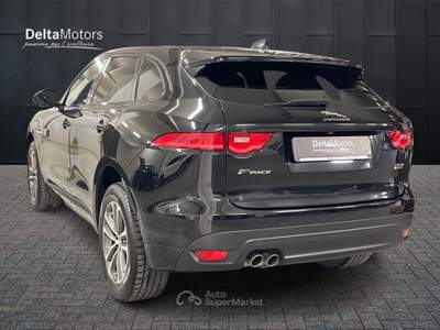 Jaguar F-Pace  - f-pace 2.0d i4 r-sport awd 180cv auto my20 Nero usata Montecosaro